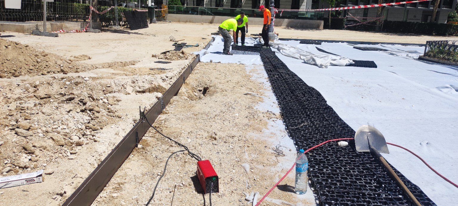 Preparación de base y terreno